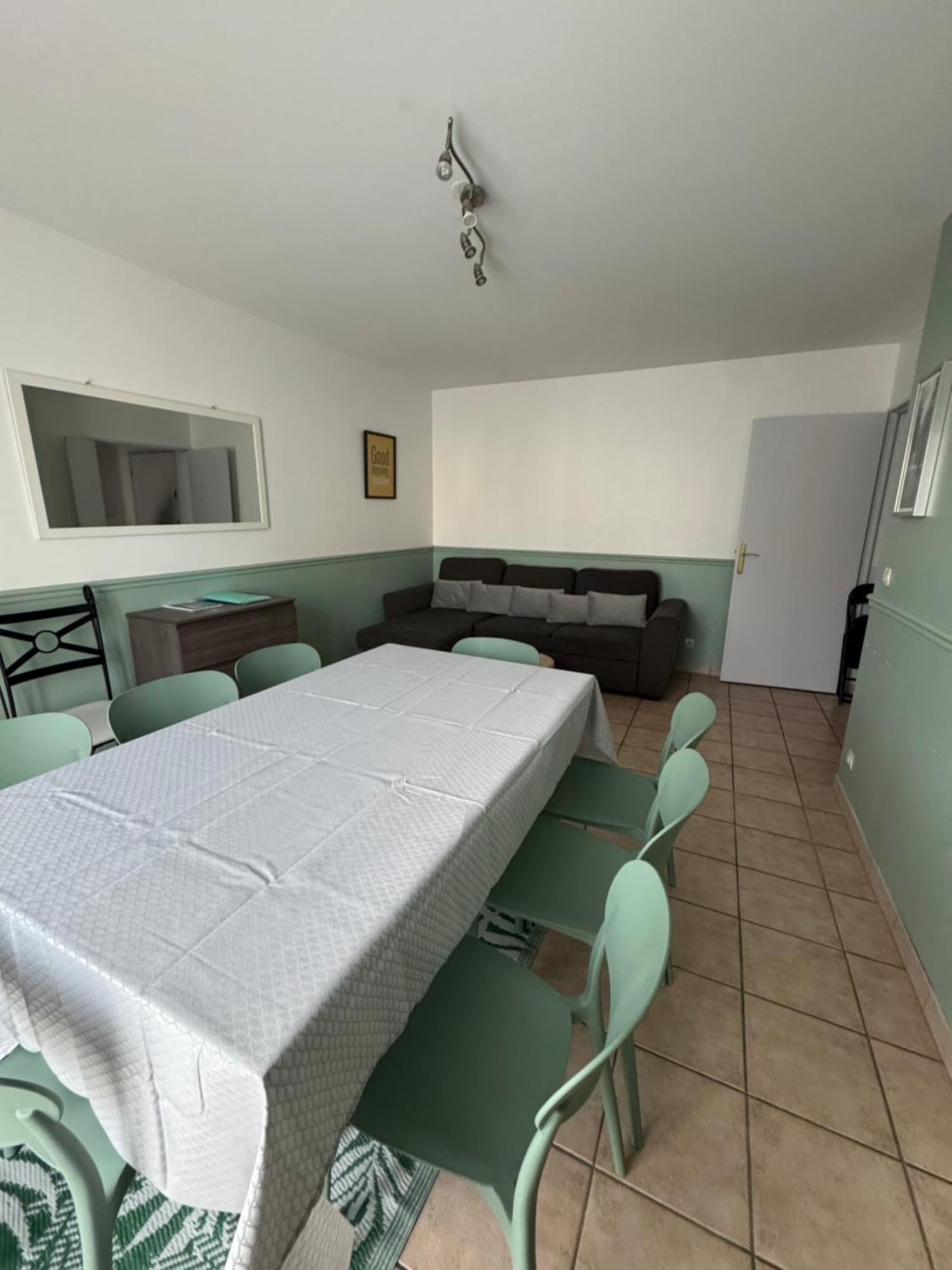 Disney, Very Nice 2 Bedrooms Family Apartment, Wifi, Netflix 8 Pers Chessy  Exteriér fotografie